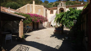 Linati's Apartments Pollina